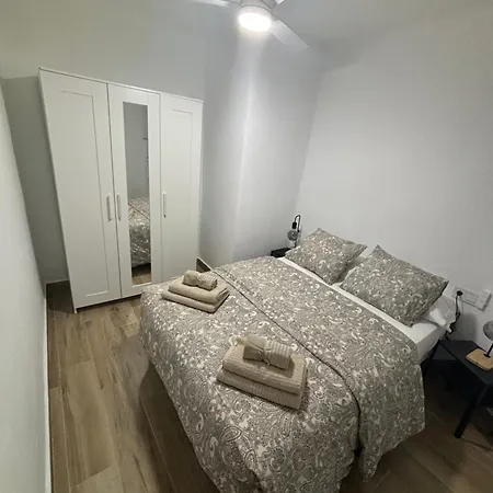 La Union 4 *